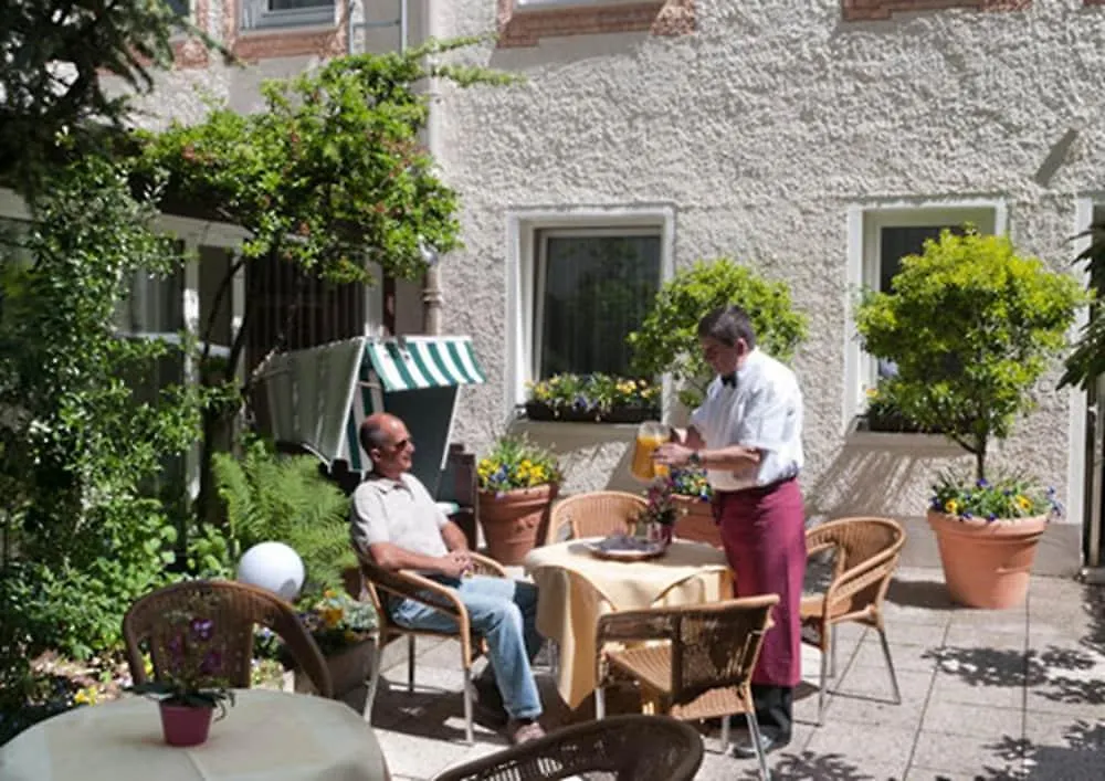 Hotel St Paul Monaco di Baviera