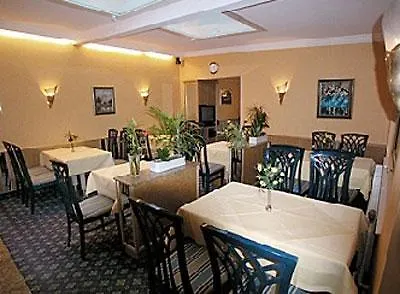 Hotel St Paul Monaco di Baviera 3*,